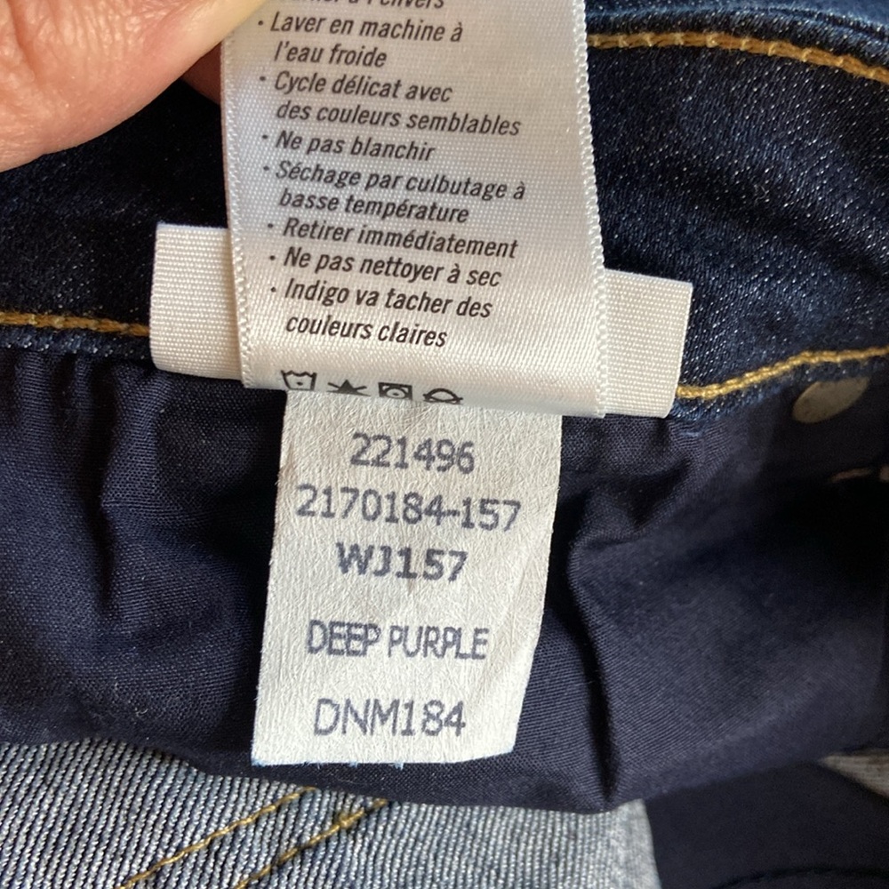 PAIGE Deep Purple Kylie Crop Jeans. Size 30 - Picture 10 of 11